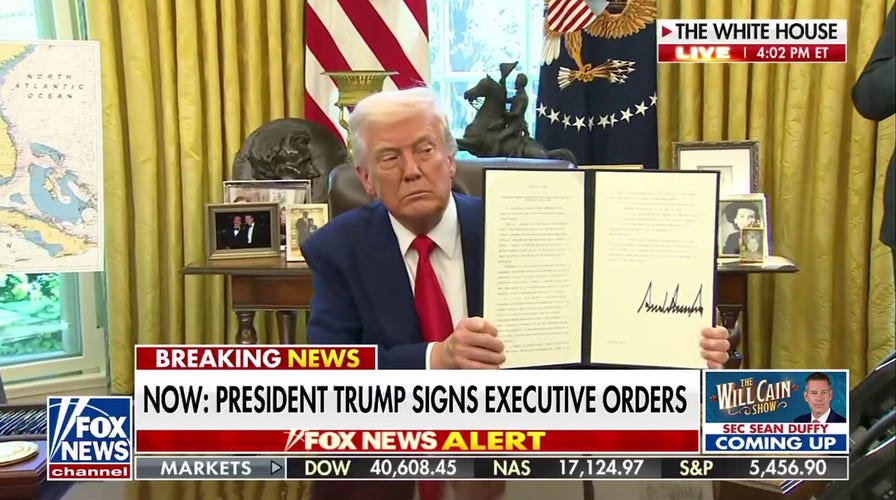 Trump signs executive orders after hiking tariffs on China, pausing on others