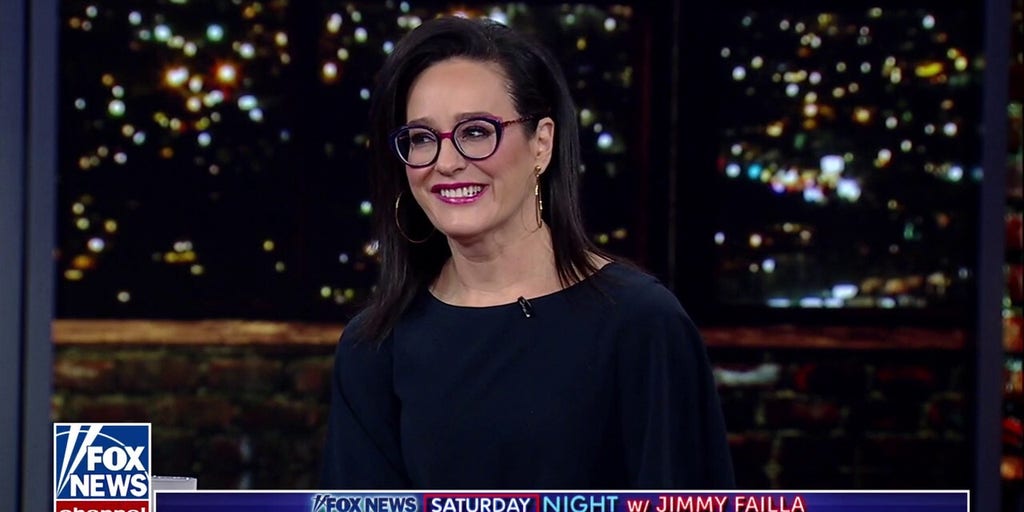 From JLo to stocks, Kennedy shares her 2025 predictions