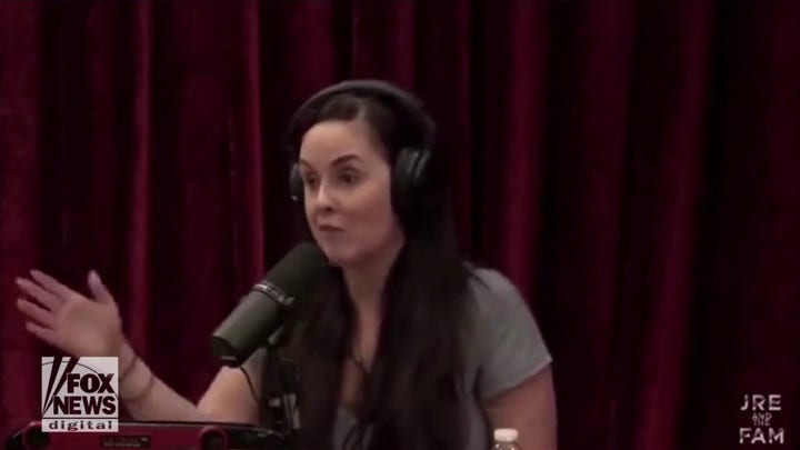 Joe Rogan predicts a "red wave" in midterms