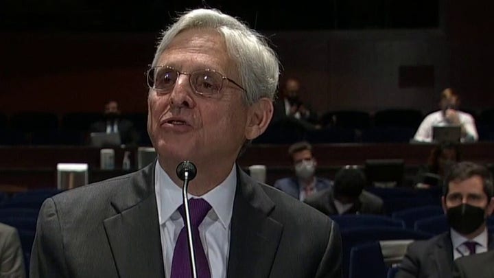 FBI's statement responding to DOJ whistleblower doesn't help their case: 'The Five'