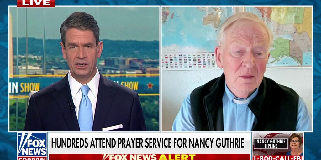 Community comes together in prayer for Nancy Guthrie