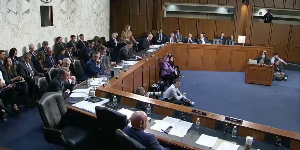 Ratcliffe, Senate Democrat face off during heated intel committee exchange