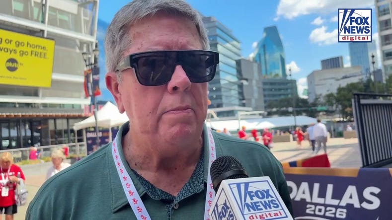 RNC attendees reveal their 2028 presidential picks ahead of midterms