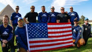 Former Special Ops soldiers skydive for the fallen in all seven continents - Fox News