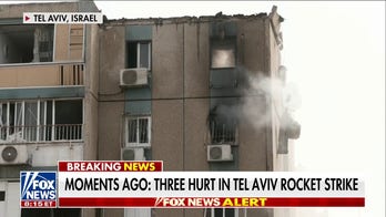 At least 3 injured in Tel Aviv rocket strike