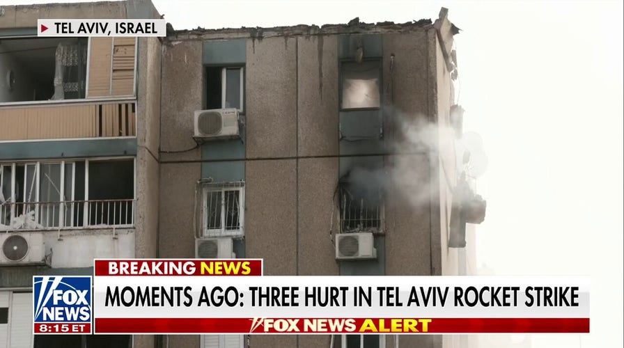At least 3 injured in Tel Aviv rocket strike