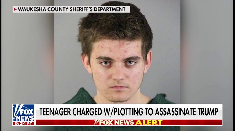 Wisconsin teen murdered parents, plotted to assassinate Trump: officials