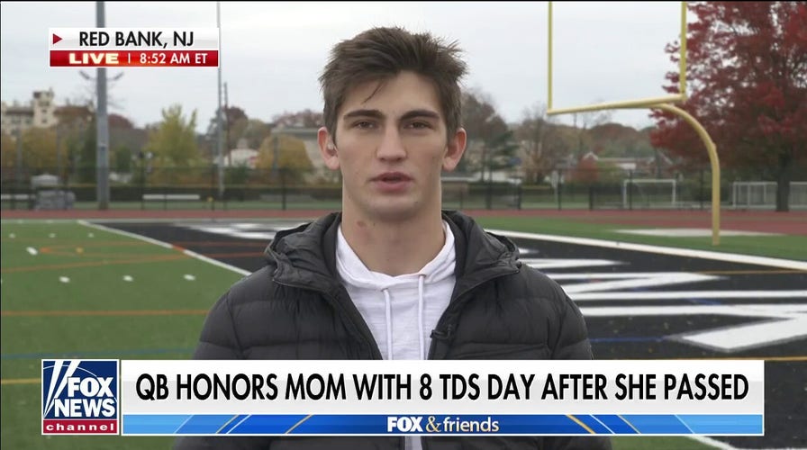 HS football player honors his late mother: She 'made me a stronger person'