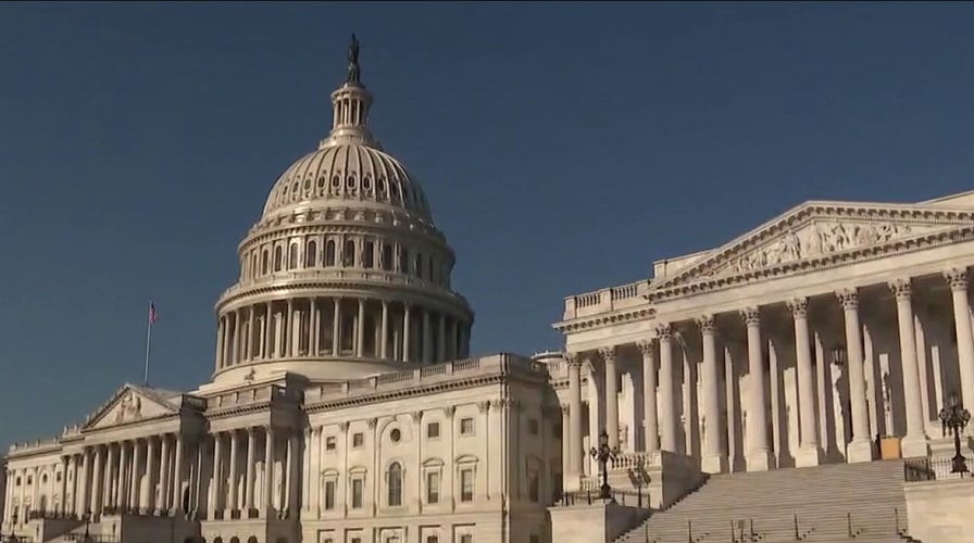 Congress battles to avoid government shutdown
