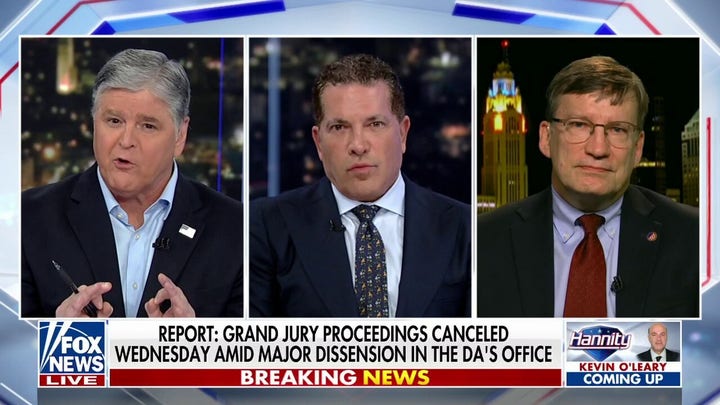 Manhattan DA may indict Trump to fulfill a 'political vendetta': Joe Tacopina