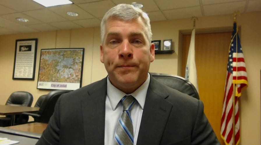 Illinois mayor on state's COVID-19 response