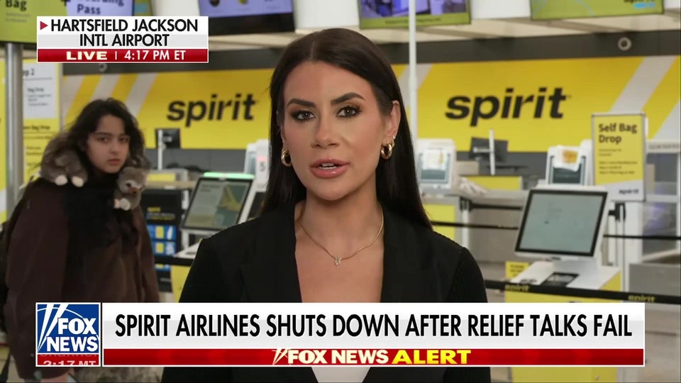 Spirit Airlines shuts down after relief talks fail, leaving travelers scrambling