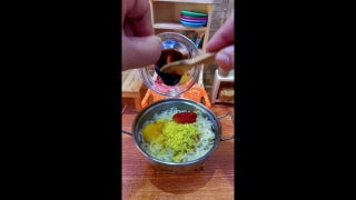 World's smallest meal? Chef cooks noodle dish using miniature equipment