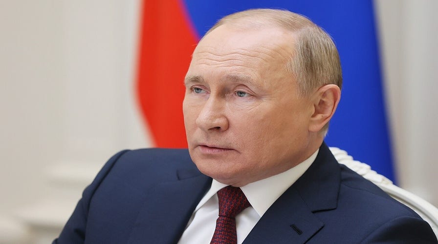 UK accuses Putin of wanting to install pro-Kremlin government in Ukraine