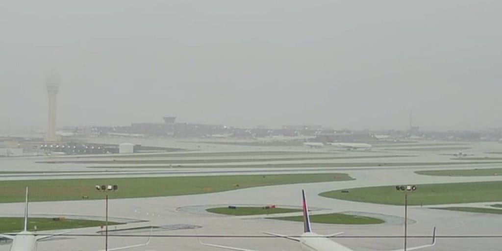 How can lawmakers respond to airport ATC outages?