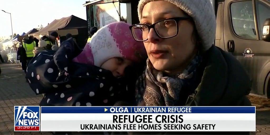 Ukrainian Refugees Reach 2 5 Million Many Fleeing To Poland Fox News Video