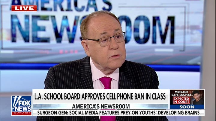 LA school board approves cell phone ban in classrooms