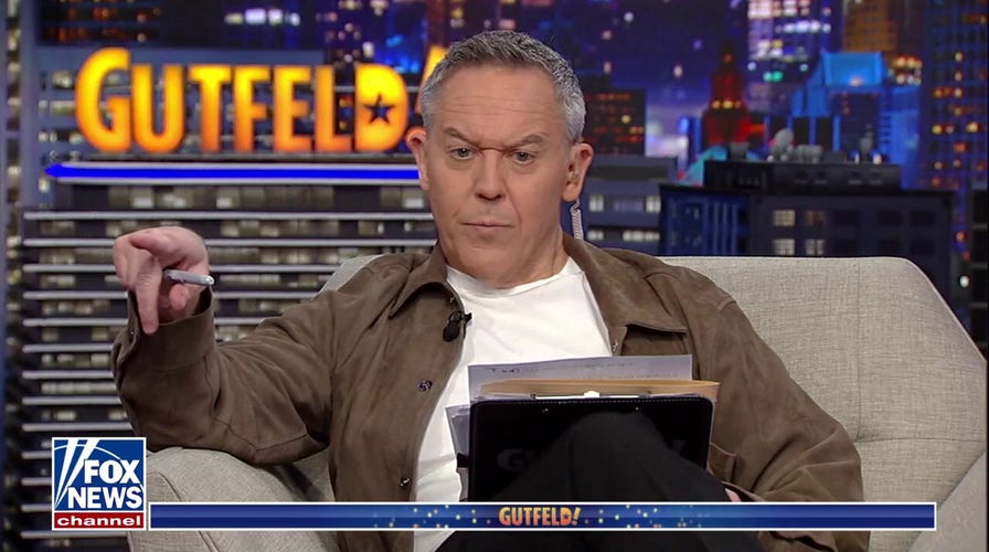 Astronaut delivers cleanable Easter connection from outer space