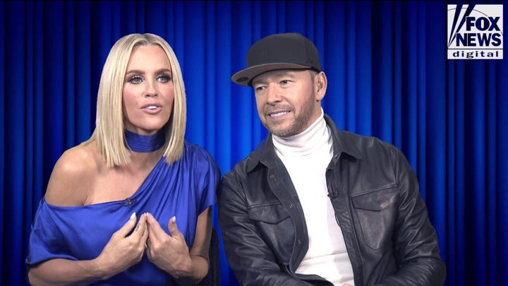 Jenny McCarthy revela el episodio de 'El cantante enmascarado' que más le emociona que vean los fans