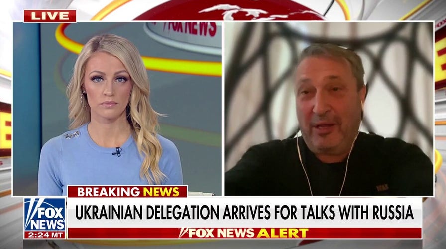 Ukrainian officials travel to Belarus to hold talks with Russia