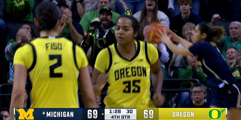 Oregon's Ehis Etute goes coast-to-coast for game-tying layup, sending game to overtime against Michigan