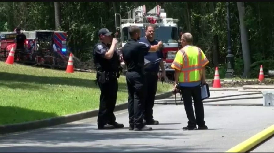 South Carolina plane crash near golf course leaves at least one dead, others injured