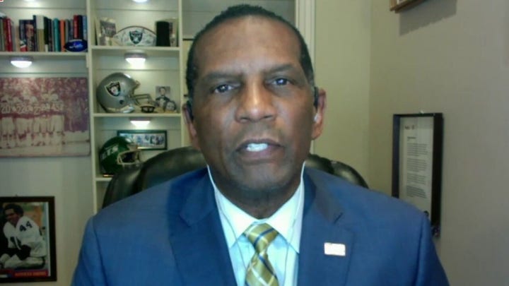 Burgess Owens blasts Cori Bush's 'defund police' rhetoric, critical race theory's 'lie'