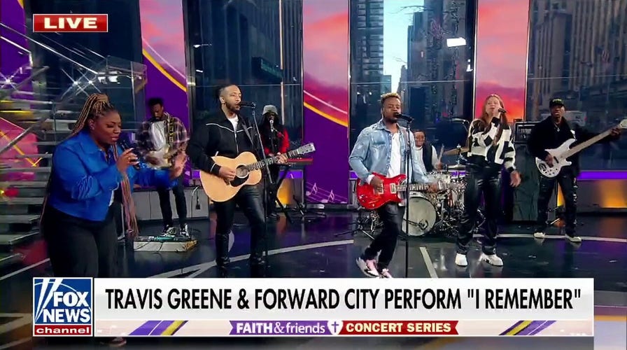 Travis Greene performs 'I Remember' on 'Fox & Friends'