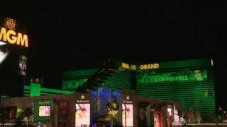 Crowds flood Las Vegas as city capacity increases - Fox News