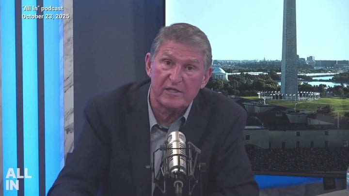 El exsenador Manchin critica Biden por ser una oportunidad desperdiciada, lastrada por tus aliados de «extrema izquierda».