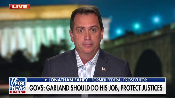 Former ICE director slams Biden admin on immigration, border crisis: ‘It’s going to get worse’