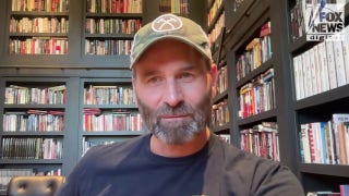 Author praises teachers for helping young readers put down their phones