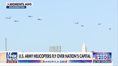 US Army helicopters FLY OVER nation's capitol