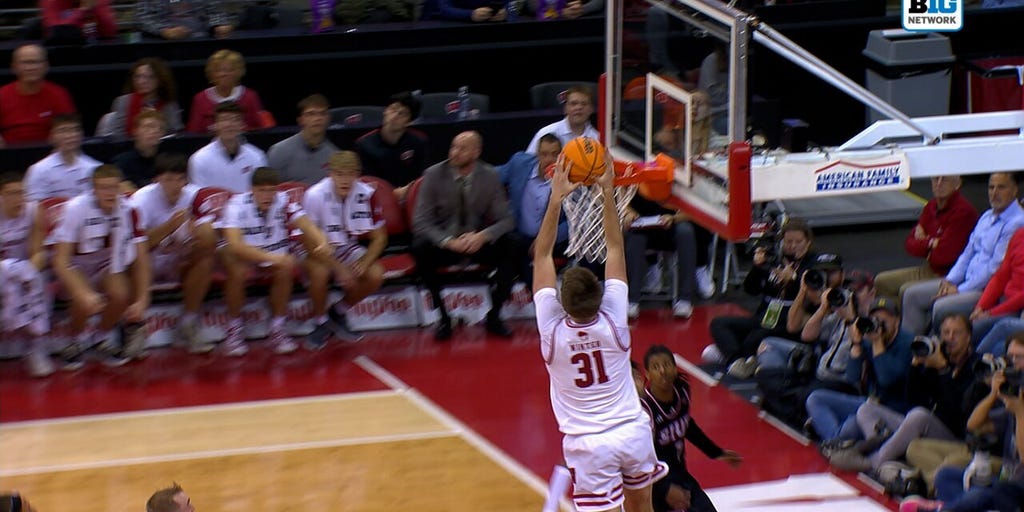 Wisconsin's Nolan Winter gets the steal & throws down alley-oop on other end vs. SIU Edwardsville