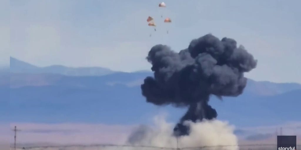 Video captures Navy jets colliding midair during Idaho air show