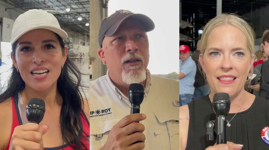 Texans pour cold water on Democrat hopes for a blue Lone Star state
