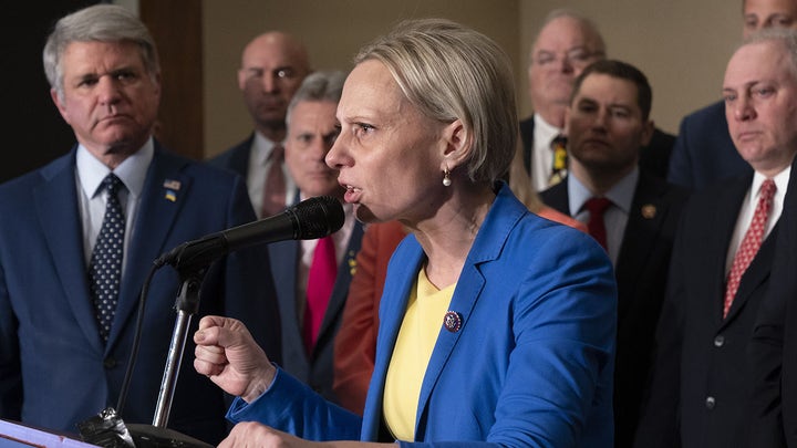 Congresswoman Victoria Spartz sends stern message to Biden, Zelenskyy over war aid: 'Stop playing politics'