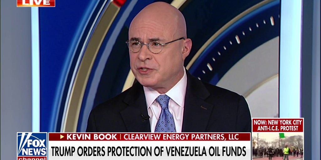 Trump signs order protecting oil revenue as reports of Venezuelan oil deal surface
