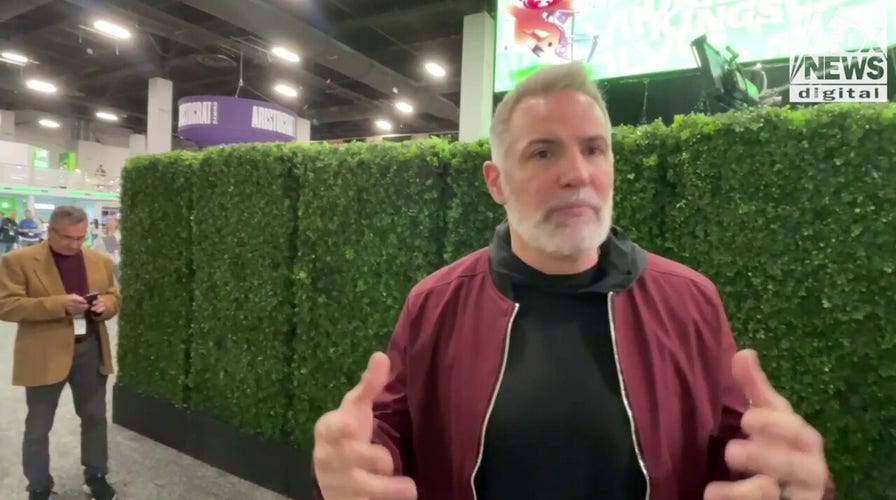 NFL legend Kurt Warner on celebrating 'bingo moments'