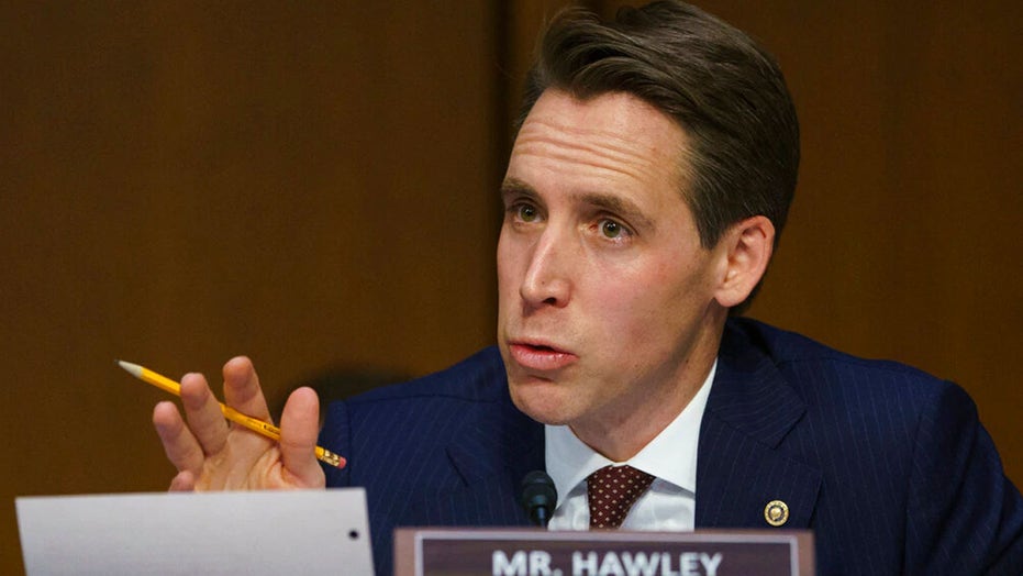 Sen. Josh Hawley on censorship, Section 230 and Democrats’ ‘love’ for Big Tech
