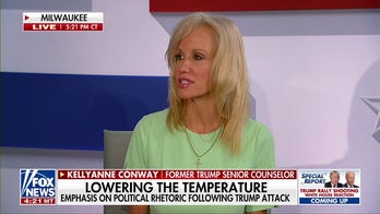  Kellyanne Conway: Melania Trump is 'very wise' and 'calling for unity'