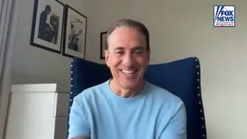 Van Toffler says streaming is erasing lines between country and pop music