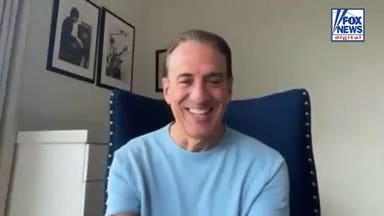 Van Toffler says streaming is erasing lines between country and pop music