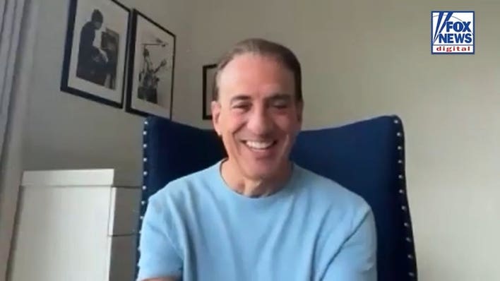 Van Toffler says streaming is erasing lines between country and pop music