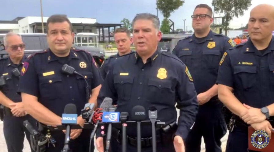 Police in Texas provide update about officer killed on way to work