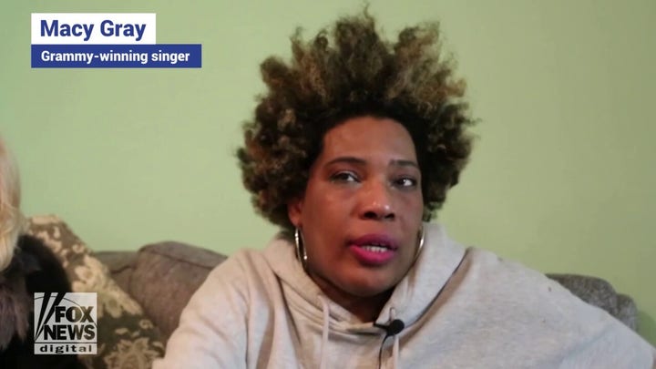  Singer Macy Gray calls for culture change in US police departments