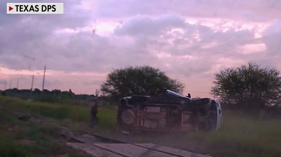Exclusive: Video shows high-speed chase with 13 migrants inside