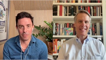 Terry Moran says reporters shouldn't be 'objective' but try to be fair