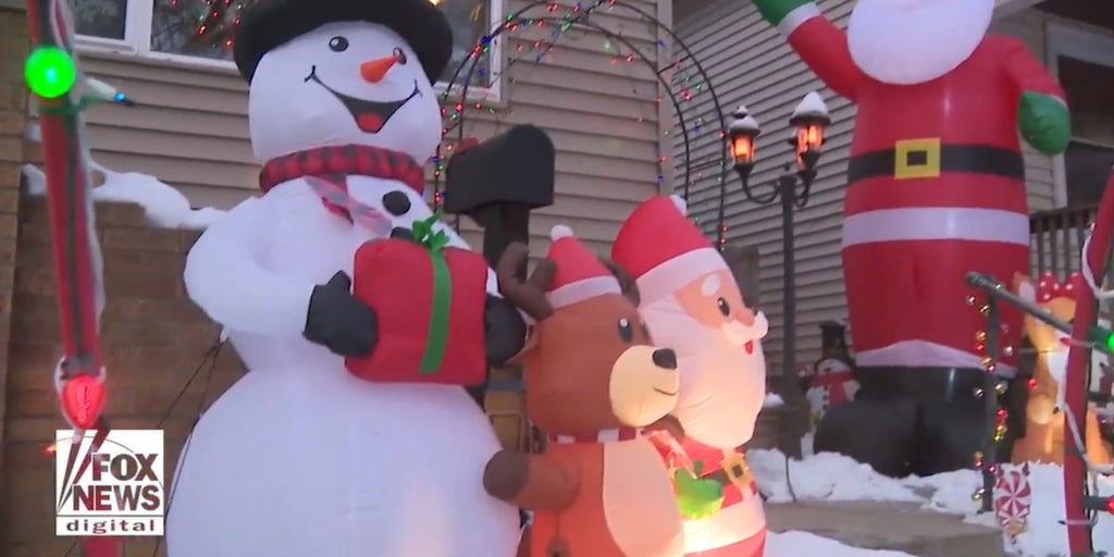 Experts get real about holiday gratuities