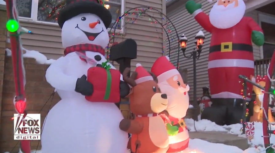  Experts get real about holiday gratuities